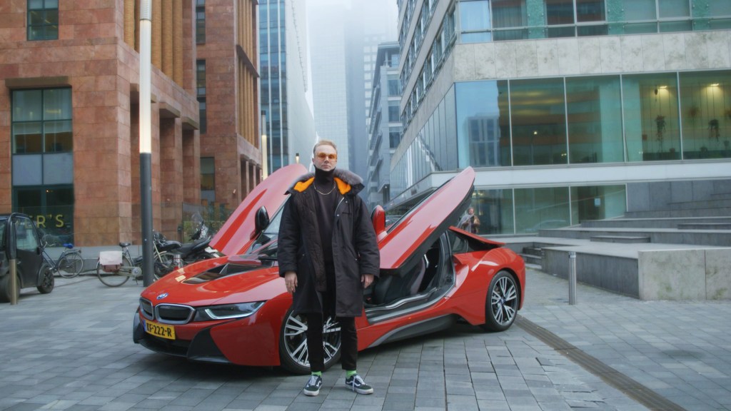 Het Geldspel – Aflevering 1 – Greed is Good – Online